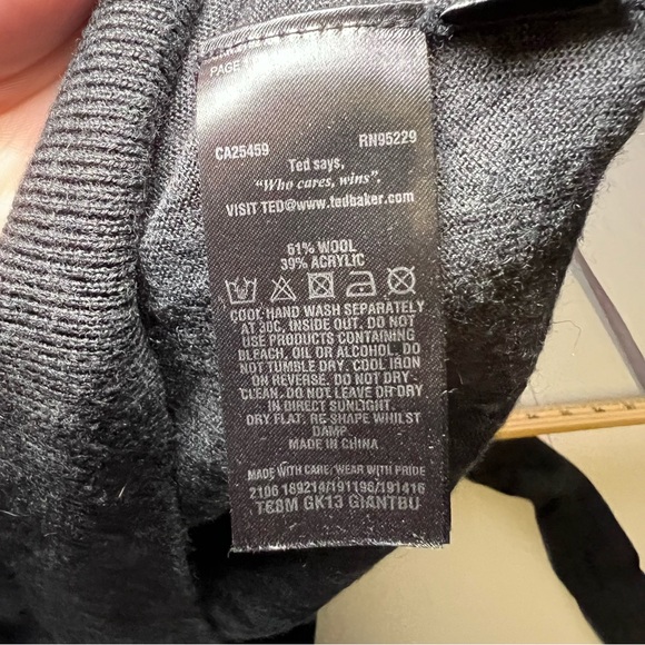 Ted Baker London Sweater Men’s Gray Black Color Block Stripes Wool Blend size 4 - Picture 8 of 9